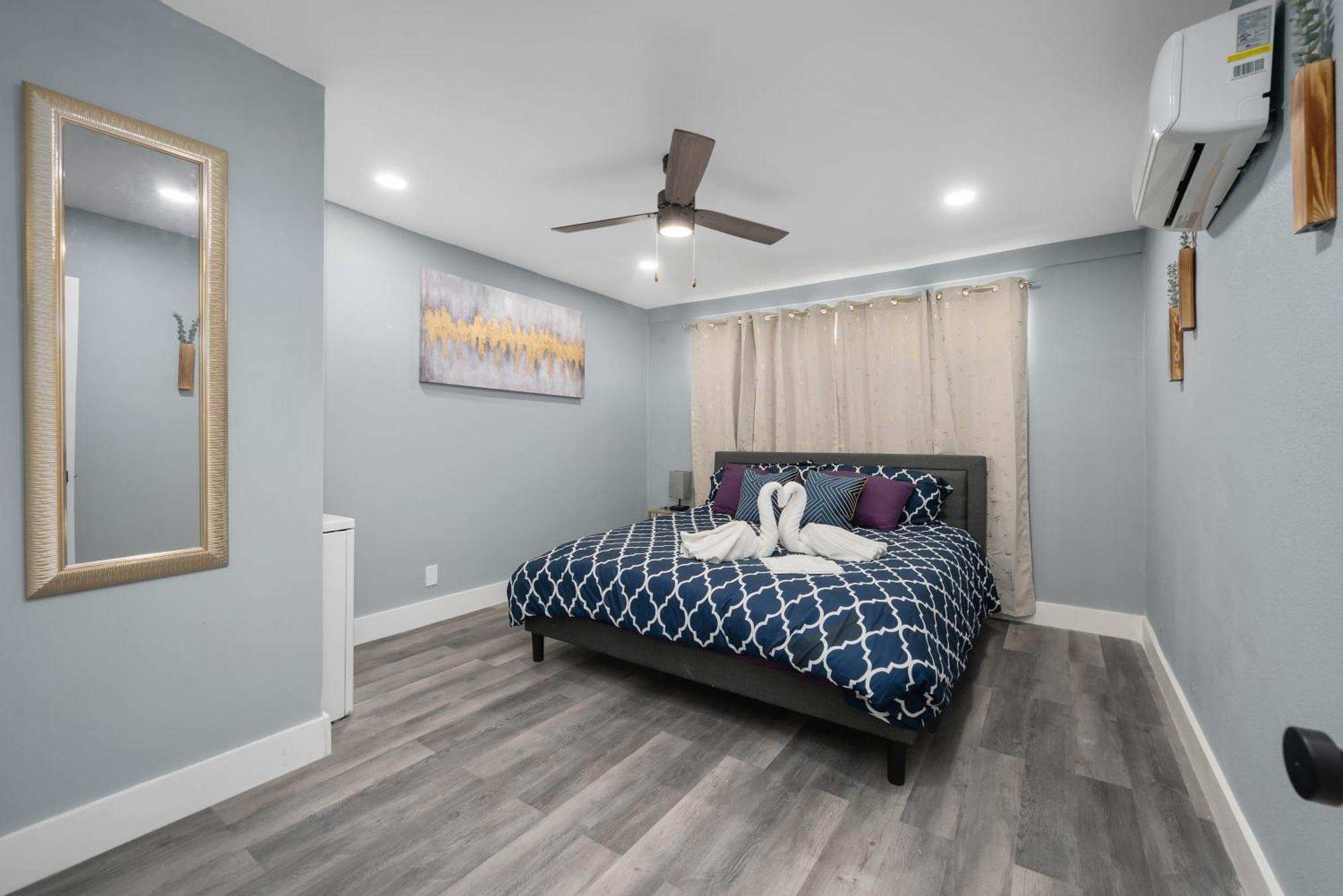 Elegant 2Br Apt Near Med Center With Free Park Houston Eksteriør billede